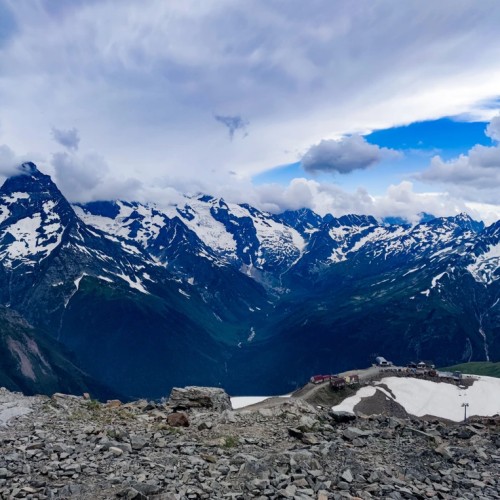 Туда, где горы и минеральная вода: Кисловодск, Пятигорск, Ессентуки и Домбай