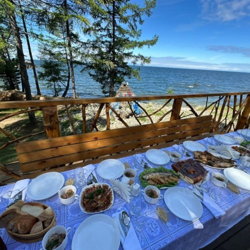 На Байкал с комфортом и «всё включено»: этнопрограмма, национальная кухня и прогулка на корабле