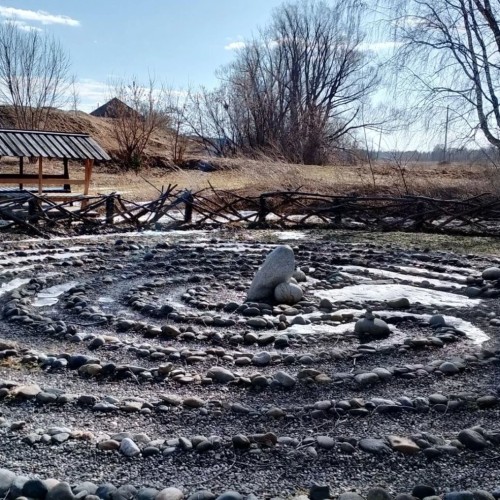 Перезагрузка на Алтае: в гостях у шамана Артёма Игнатенко в Полеводке