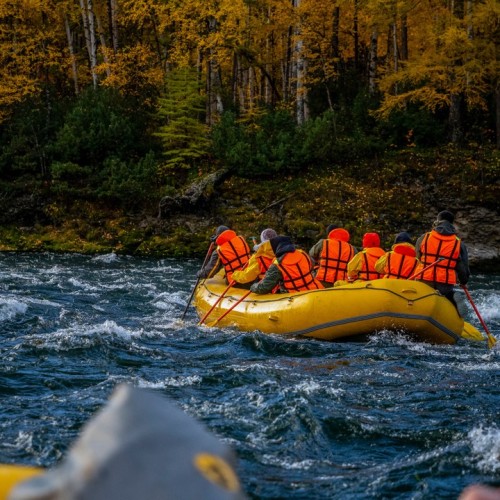 Туда, где горы дышат огнём: сплав, восхождение и джиппинг в мини-группе