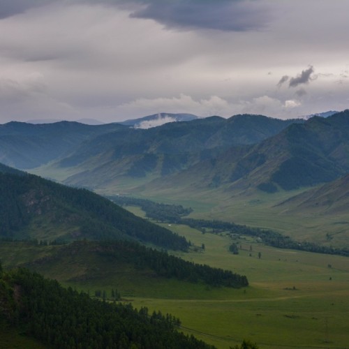 Знакомство с Алтаем своей компанией: снежные вершины, кристальные озёра и заповедные тропы