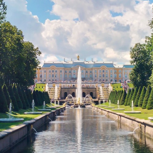 Петергоф: фонтаны и дворцы Нижнего парка