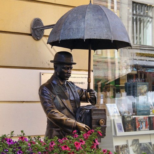 Групповая театрализованная прогулка по Петербургу с гоголевским Носом