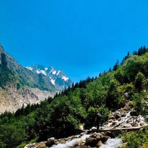 Семейный треккинг в Дигории с размещением в гостинице