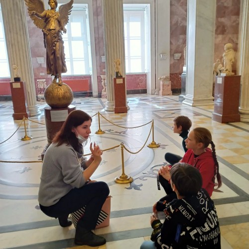 Детская экскурсия: Зимний дворец — сказочный ларец