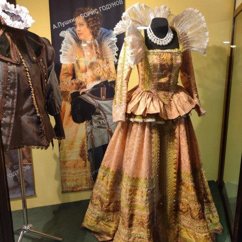 Культурные выходные в Костромской губернии со спектаклем, сырной дегустацией и чаем из самовара