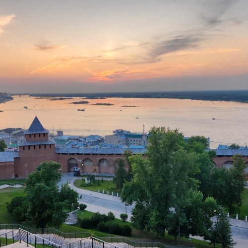 Смесь французского с нижегородским: архитектура, еда, быт