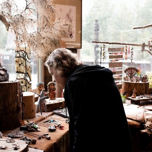 Зимний Алтай: снежные горы, незамерзающие озёра и тысяча лебедей