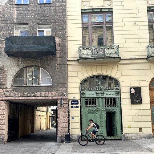 Кино-Петербург: прогулка по местам съёмок культовых фильмов