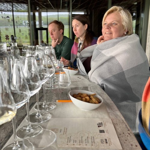 Вкусы черноморского побережья: винное путешествие по Сочи, Новороссийску, Геленджику, Анапе и Тамани