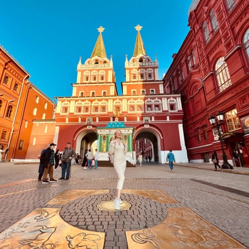 Путь к сердцу Москвы: Красная площадь и Никольская улица