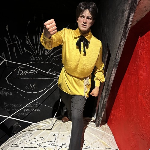 По инсталляции «Авторский стиль» в Петербурге — в мир учёных и творцов