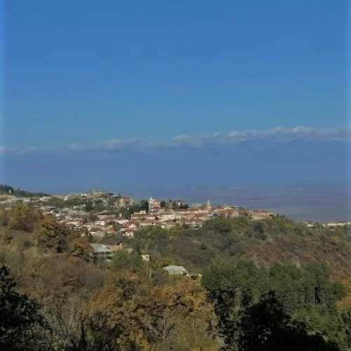 Неделя в окружении гор: башни Ингушетии, тёплая атмосфера Грузии и уют Владикавказа