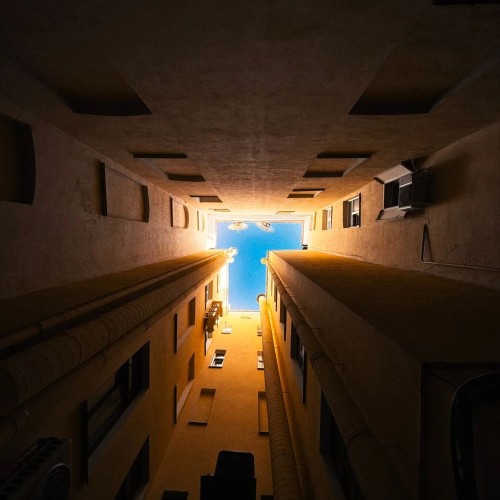 Аутентичный Петербург 3 в 1: коммуналка, дворы и парадные на индивидуальной экскурсии