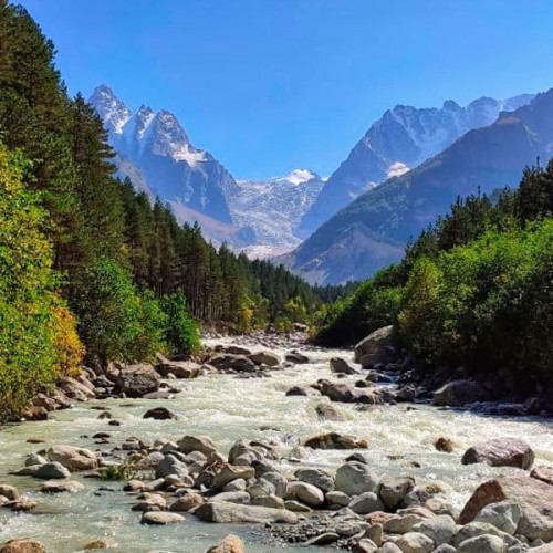 Семейный треккинг в Дигории с размещением в гостинице