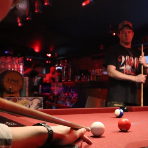 Декаданс и ренессанс: лекция-променад по необычным барам Петербурга (18+)