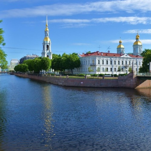 Трансфер из аэропорта с обзорной экскурсией по Петербургу