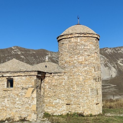 Ни в чём себе не отказывать в Дагестане: джип-путешествие по знаковым локациям