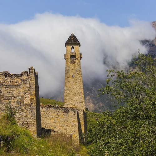 Кавказское ассорти со вкусом вина: путешествие по Грузии и 6 живописным ущельям Осетии