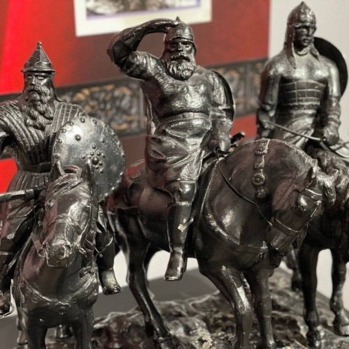 Знакомство со столицей Южного Урала и соседними Магнитогорском, Миассом, Златоустом и Касли