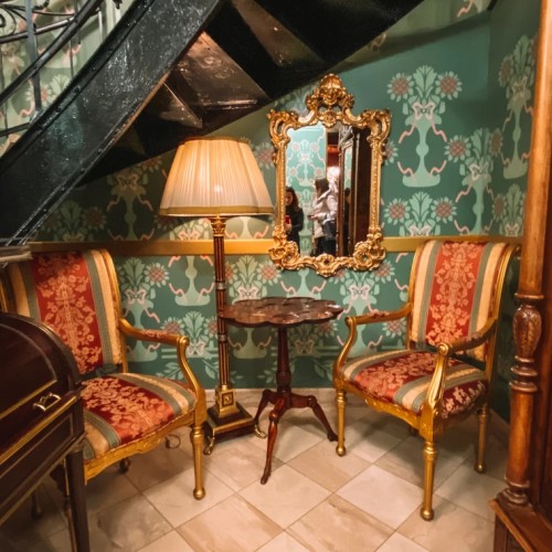 Елисеевский магазин: торговый зал, внутренние помещения и музей