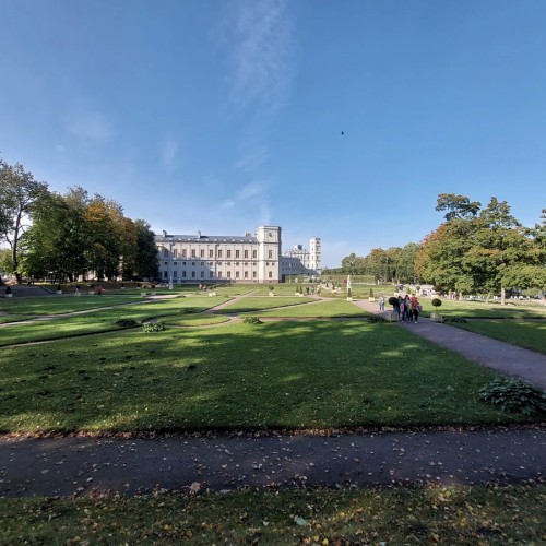 Прогулка по Гатчине: изумительные парки и Старый город