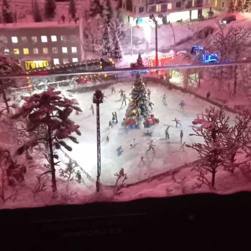 Из Санкт-Петербурга — по всей России! Групповая экскурсия по «Гранд Макету» (билеты включены)