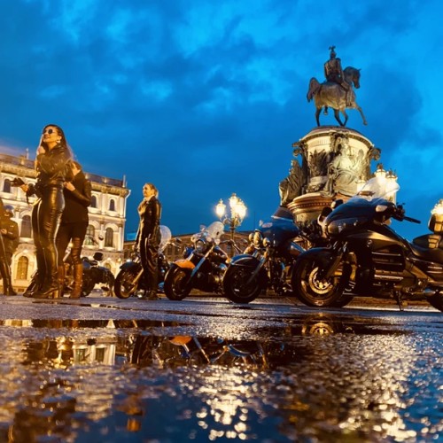 К разводным мостам — на мотоцикле