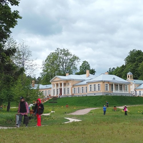 Утро в Монрепо
