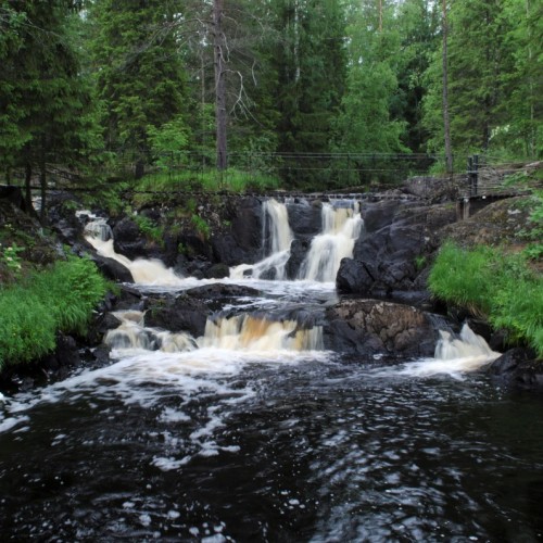 Карелия из Санкт-Петербурга: водопады, Рускеала и тот самый ретропоезд