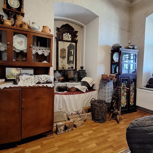 Из Екатеринбурга — в Невьянск и к самоцветному карьеру