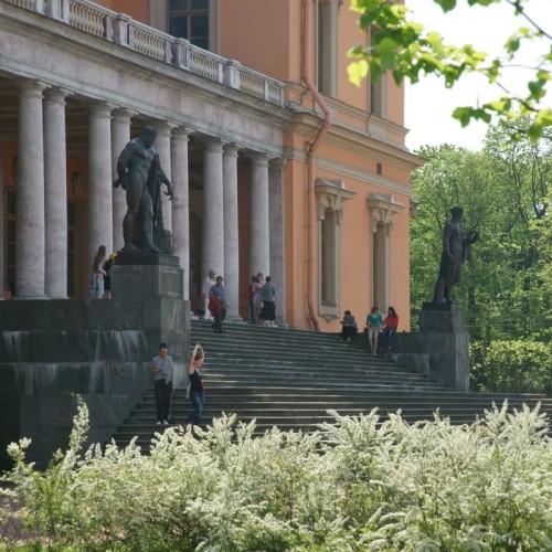 Детская экскурсия вокруг Михайловского замка