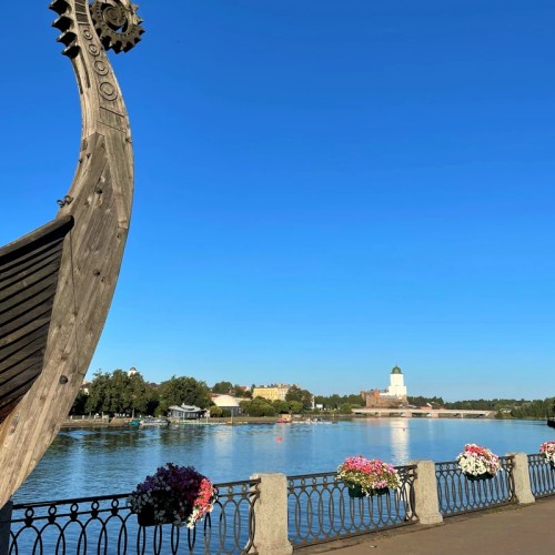 Средневековый Выборг, воинственный Кронштадт и величественный Санкт-Петербург