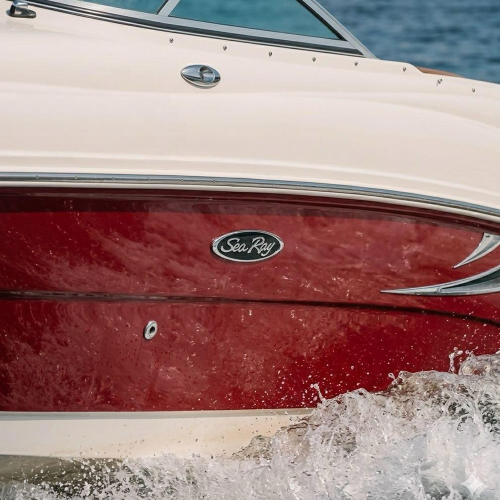 На катере по Мойке и Фонтанке — только своей компанией