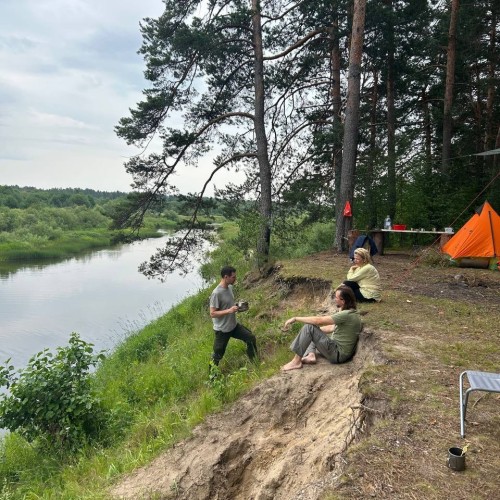 Подальше в лес: сплав на байдарках по реке Медведице