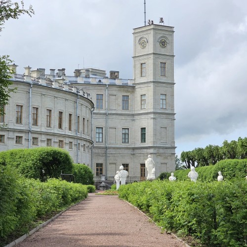 Гатчина: жизнь и любовь сквозь столетия