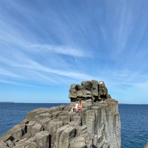 По волнам Японского моря на яхте с маской, сапом и деликатесами (мини-группа)