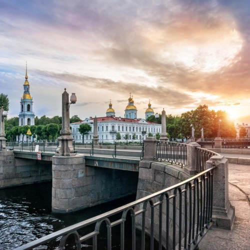 «Другой Петербург»: непарадная история города