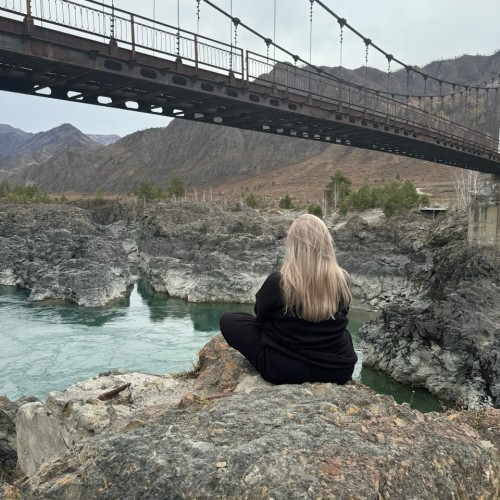 Тур «всё включено» на Алтай: главные локации, моторафтинг и лёгкий треккинг