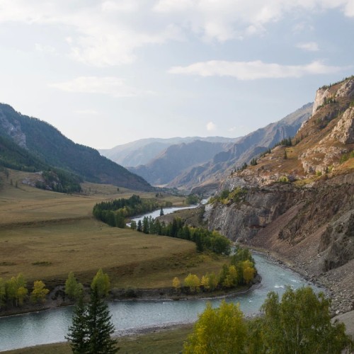 Выходные в инопланетном Алтае: Чуйский тракт, «Марс» и Гейзерное озеро