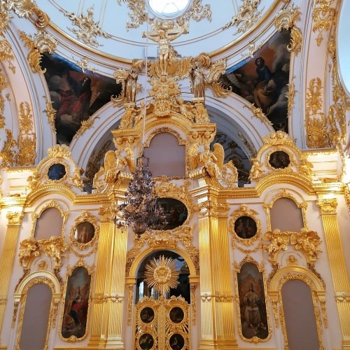 «Очень приятно, Царь»: знакомство с обитателями Зимнего дворца