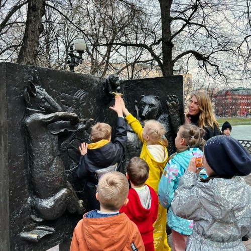 Басни Крылова на Патриарших