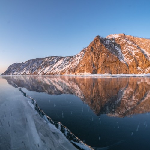 Индивидуальный джиппинг на Байкал с фотографом: ледяные пейзажи Ольхона и Огоя без экскурсий