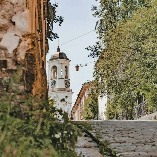Выборг: замок, гранит и ветер с Финского залива
