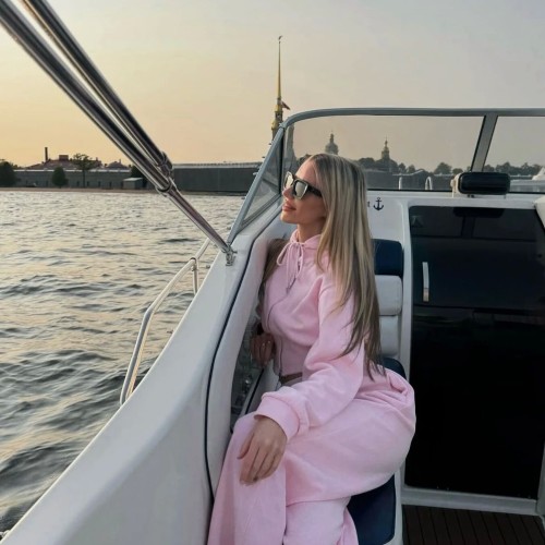 Сердце Петербурга: прогулка на катере по рекам и каналам города