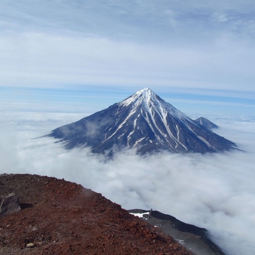 Большой поход с рюкзаками и палатками по Камчатке: вулканы, Тихий океан, термы и альпийские луга