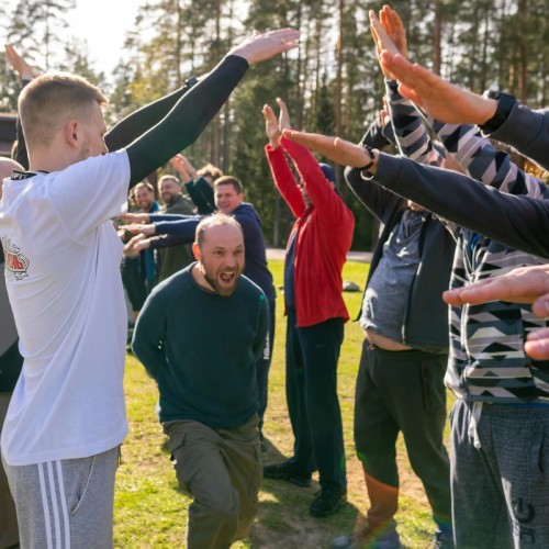 Мужской ретрит: перезагрузка в кругу единомышленников с практиками, тренировками и баней