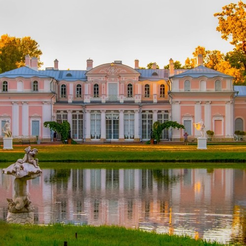 Яркое автопутешествие в Петергоф, Ораниенбаум и Кронштадт
