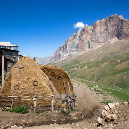 Неделя в стране гор: необычные места Дагестана и восхождение на Шалбуздаг