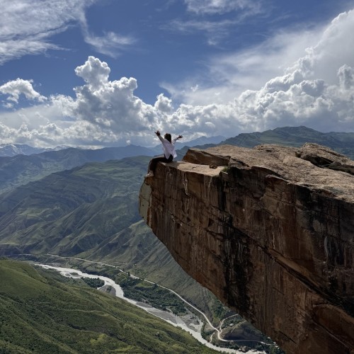 За впечатлениями — в Дагестан: главные локации, гастрономия и фотосессия в костюмах